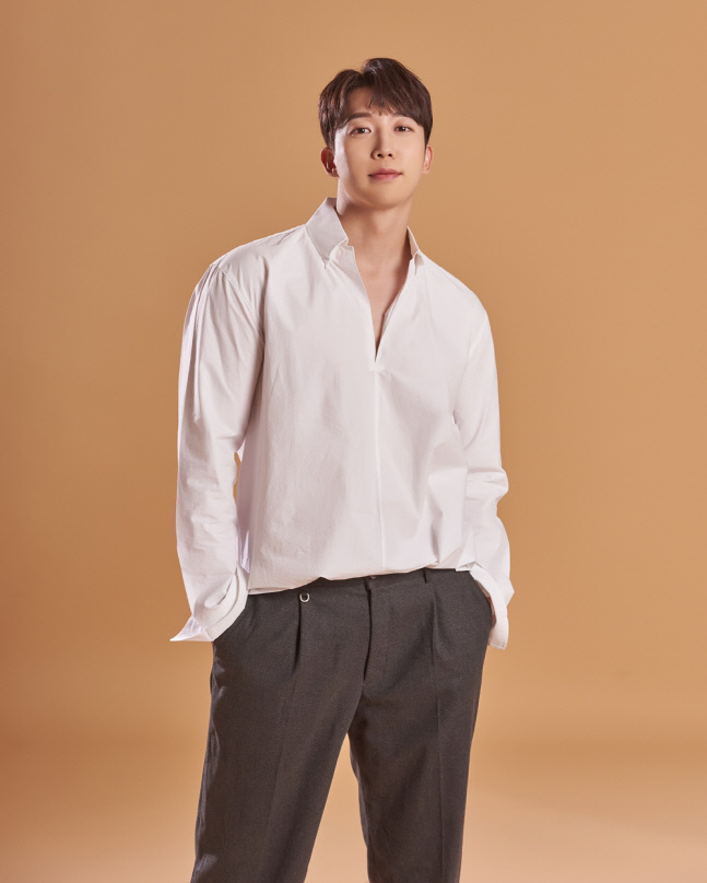 유키스 훈, 품절남 대열 합류 "황지선과 29일 결혼"[공식]