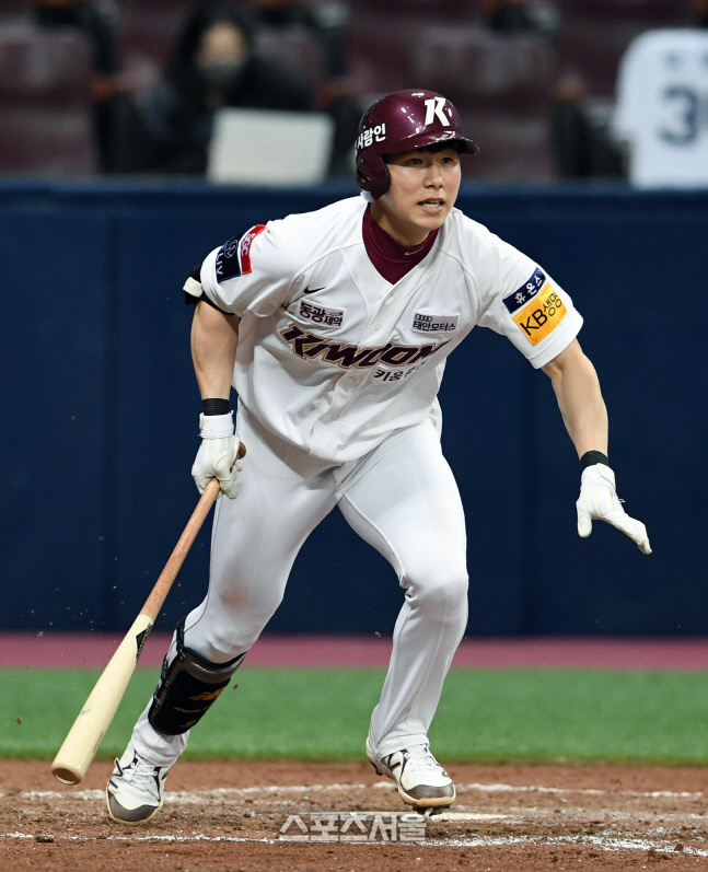 키움, 225일 만에 '김혜성-송성문' 테이블 세터...홍원기 "우완 폰트 대비" [SS 시선집중]