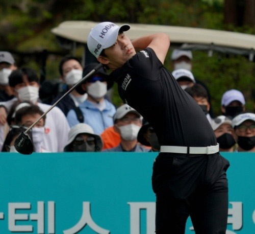 김비오 10년 만에 GS칼텍스 매경오픈 우승