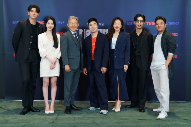 장미맨션_임지연 윤균상 배우 (5)