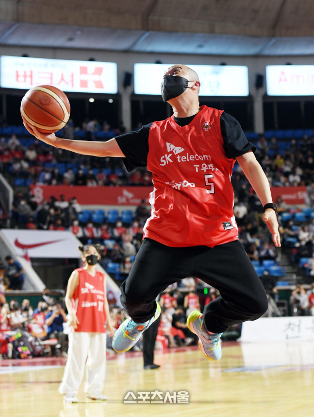 [포토]시투하는 하하, 아내 별이 지켜보고 있다!