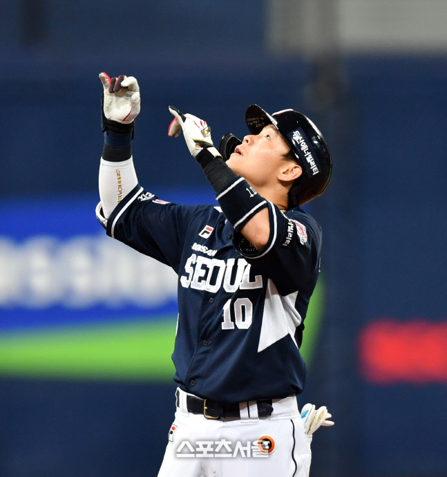 '박세혁 3타점·이영하 QS+ 3승' 두산, 키움 9-0 완파!...키움은 3연패 수렁 [SS 고척in]