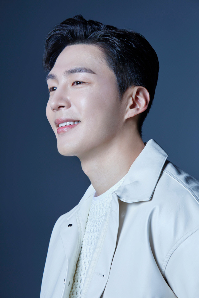 부배_프로필 (2) [제공=스케치이앤엠]