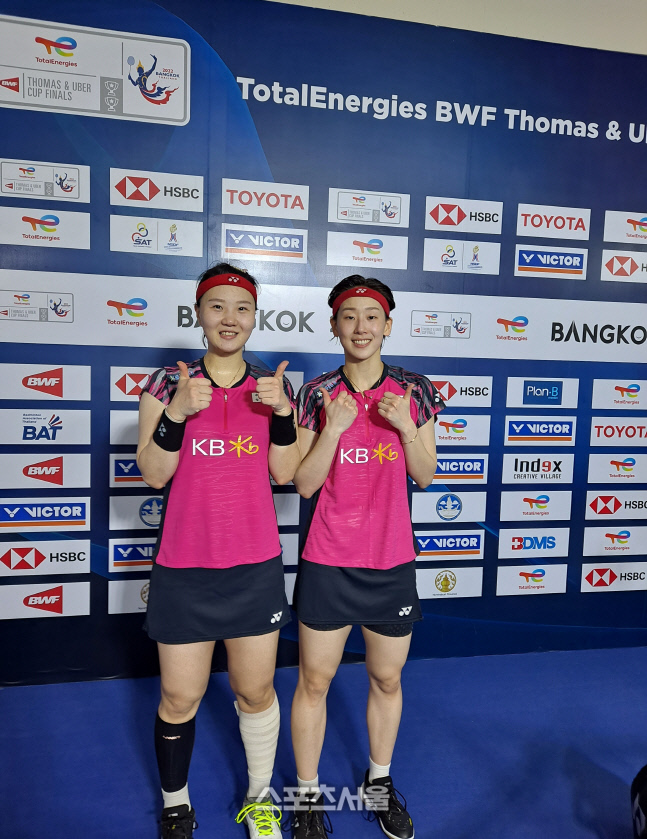 韓배드민턴 여자, 인도 잡고 3연승 조 1위...김가은이 끝냈다 [토마스&우버컵]