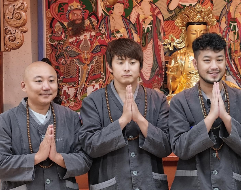 "다시 풍성해졌다면서요" "다음 생엔 존잘 근육맨으로" 2062년 주호민에게 from 이말년, 기안84 