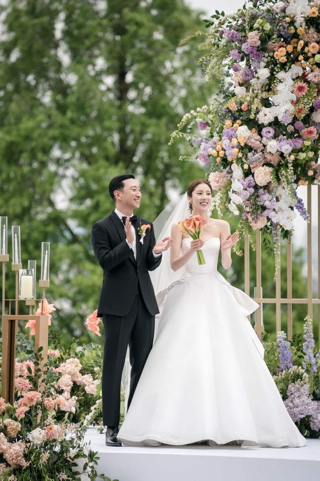 이규혁♥손담비 결혼식 본식 사진 (1)