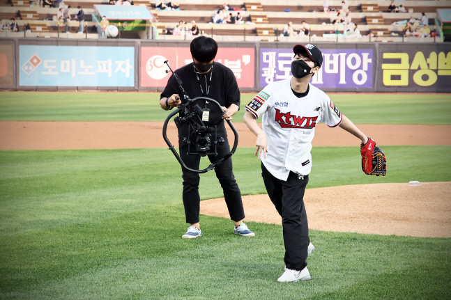 ‘프로야구+e스포츠’ 서로 알아가는 시간, “KT 위즈 선수들 존경스러워”[SS수원in]