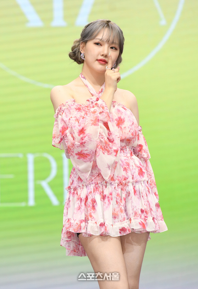 [포토]예린, 여자친구 데뷔 7년 만에 솔로로