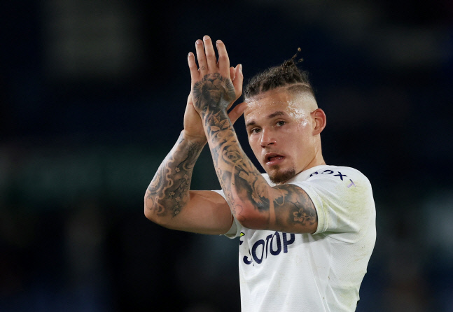 SOCCER-ENGLAND-LEE-CHE/REPORT