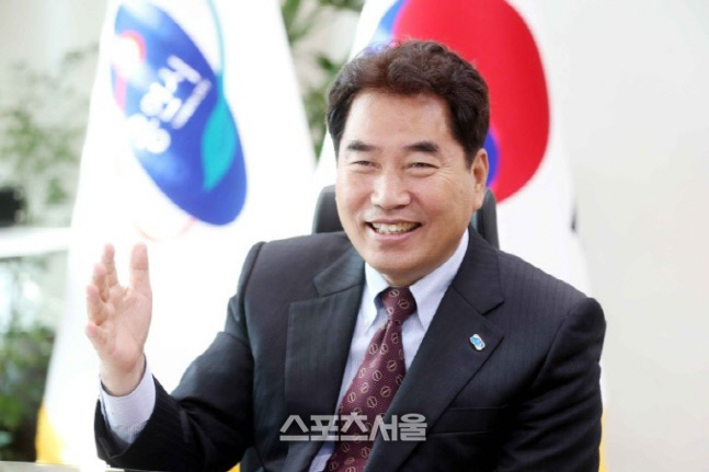 용인시 57개 시민사회단체... 백군기 후보 지지 선언