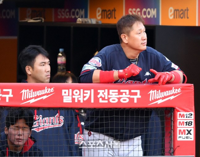 은퇴투어 예정된 이대호, 오늘은 승리하자![포토]