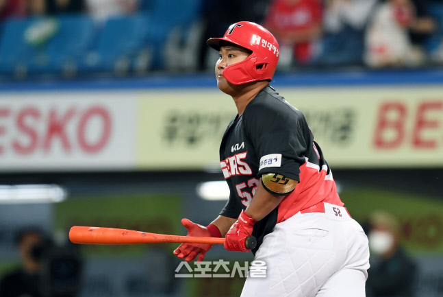 [포토]KIA 황대인, 시즌 6호 홈런은 역전 스리런