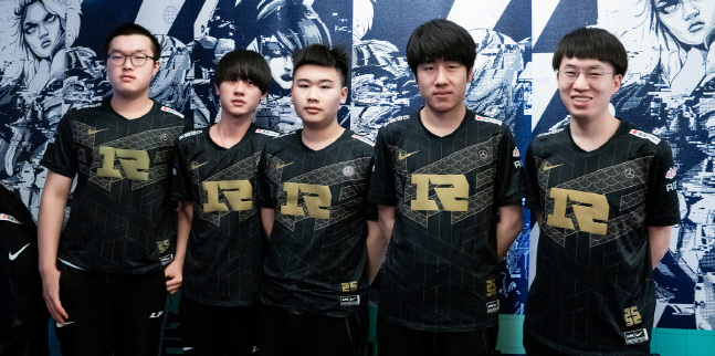 MSI 왕좌탈한 아쉬운 실패 T1, 中 RNG ‘2022 MSI’ 우승[SS벡스코in]