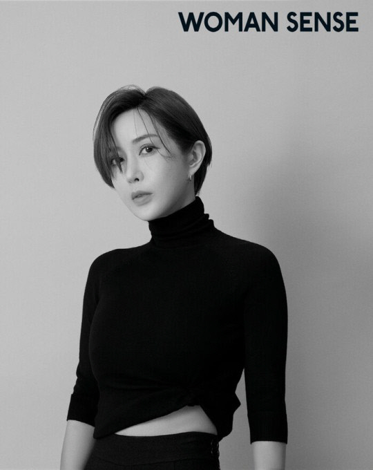 '상습 도박 논란' 슈, 이혼설 일축 "잘 살고있다"[★화보]