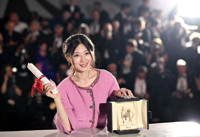 b0db1abf-d315-465f-bd03-8784c1b17441