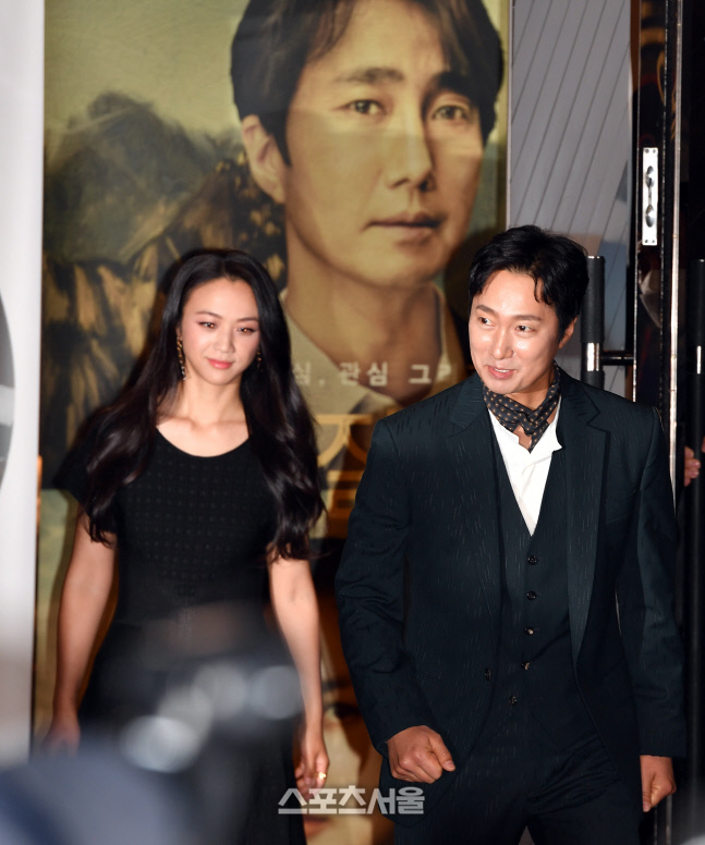 무대오르는 박해일과 탕웨이[포토]