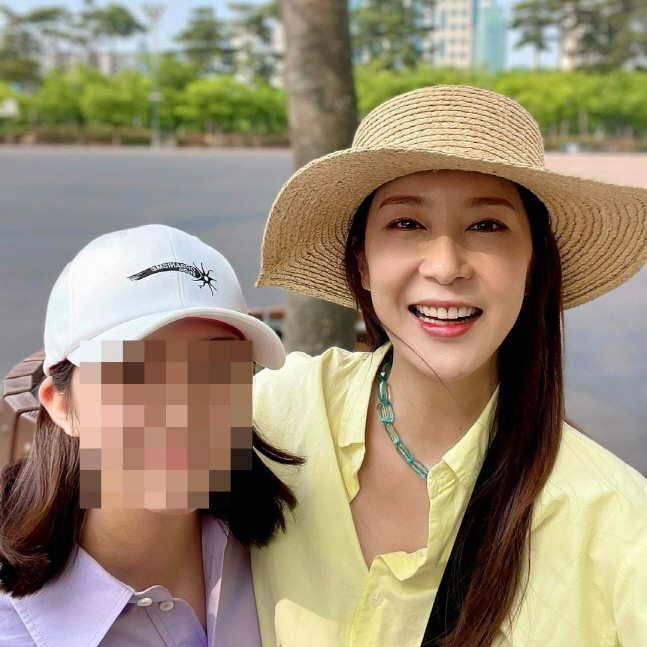 '우이혼2' 장가현 딸, 악플러에 "母 한 점 부끄럼 없다, 어린 나도 반성" 일침[종합]