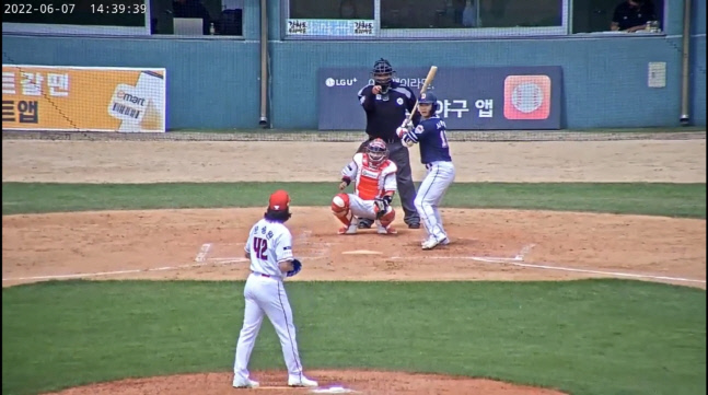 머리 기르면서 구속도 빨리 회복한 문승원, 두 번째 등판에서 149㎞ 기록