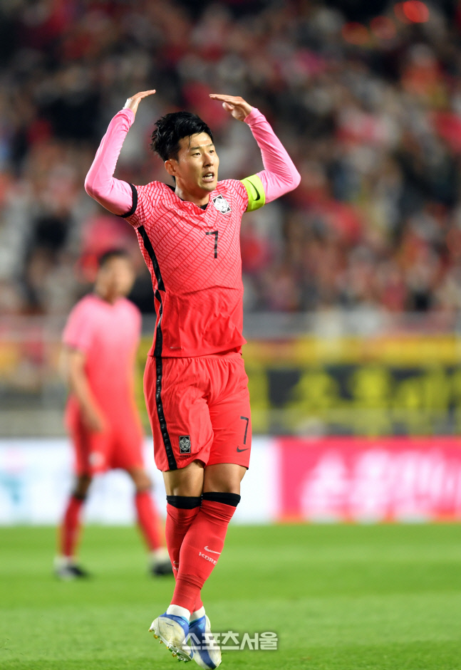 또 드러난 '벤투호 하체 부실'…손흥민 프리롤, 추진력 잃었다 [SS현장분석]