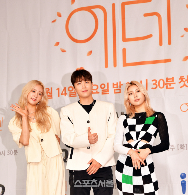 가식없는 \'에덴\'  3 MC, 윤보미, 이홍기, 시미즈[포토]