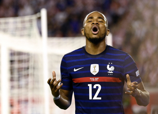 '이적은 안 돼'...라이프치히, 은쿤쿠에게 가격표 붙였다