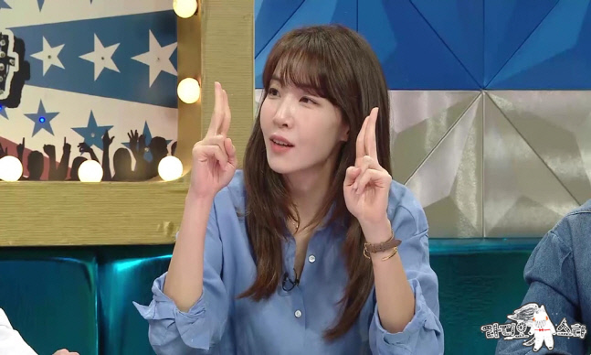 라스_김이나, 우수고객 아이유 때문에 멘붕 온 사연!