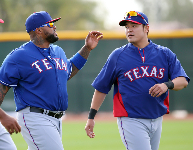 우리가 텍사스의 주포!<YONHAP NO-0655>