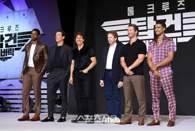 [포토]기자회견 참석한 '탑건 : 매버릭'의 주연들
