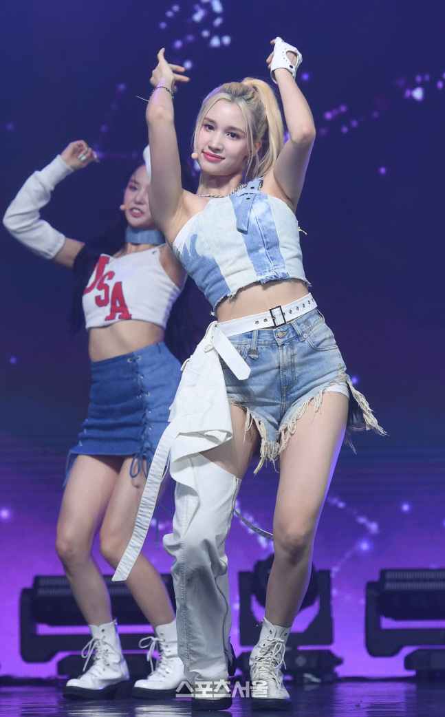 [포토] 케플러 휴닝바히에 '우월한 기럭지'