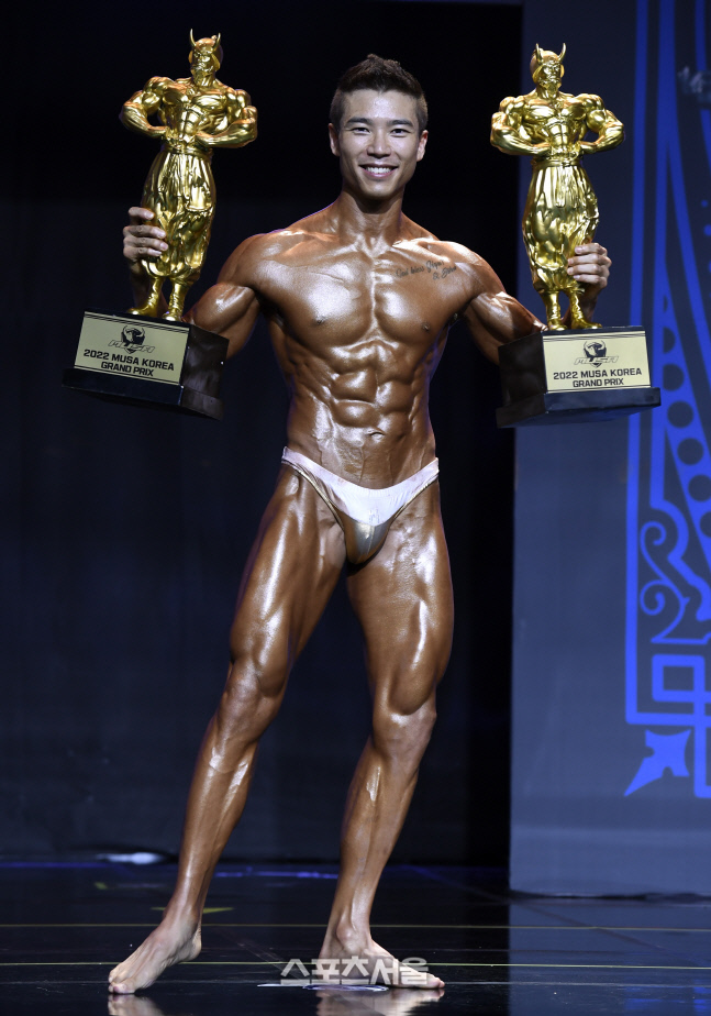 한국 스포츠모델 지존 김성태, "'운동으로 널리 세상을 이롭게 하자'라는 '동익인간(動益人間)' 정신으로 전파한다" [이주상의 e파인더]