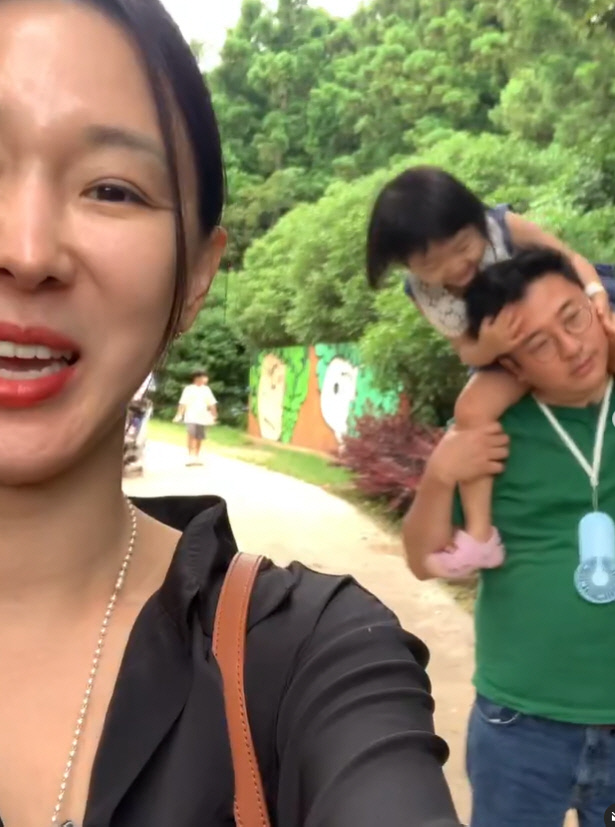 '♥이지혜' 문재완, 첫째딸 저세상 텐션에 영혼 탈곡.."우리 남편 어떡해ㅠ"[★SNS]