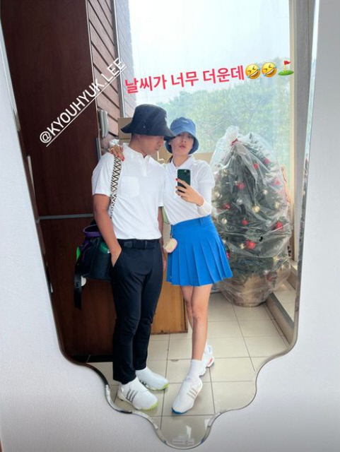 손담비♥이규혁, 커플 아이템 풀 장착..찜통더위에도 초밀착[★SNS]