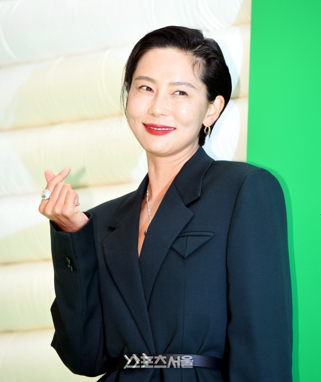 [포토] 김나영 '귀여운 하트 포즈'