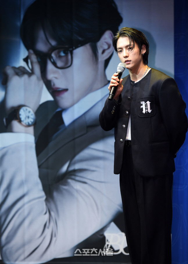 [포토]정규 2집 비투비 이민혁, '다양한 음악들을 준비했어요!'