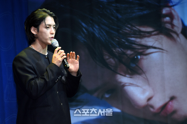 [포토]비투비 이민혁, 조각 외모 뽐내며...