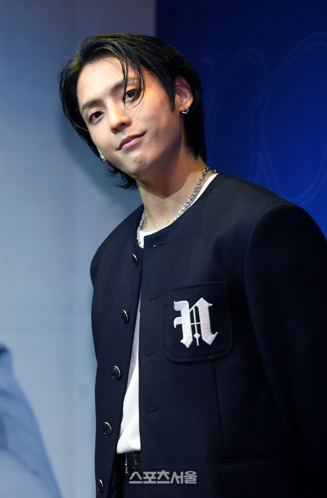 [포토]비주얼 뽐내는 비투비 이민혁(HUTA)