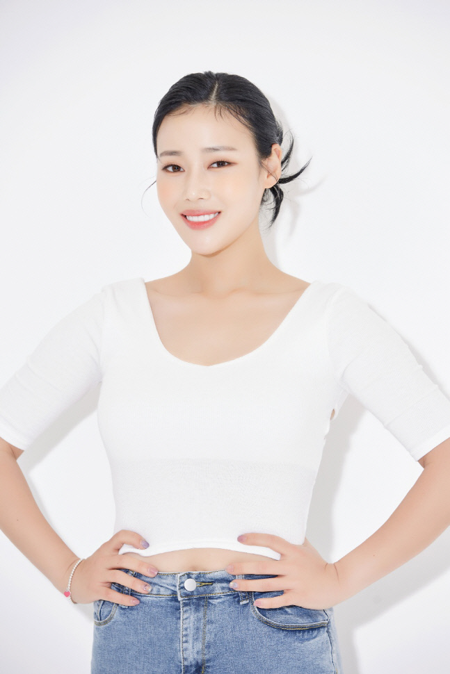 키움 3일 고척 한화전 개그맨 해지대지·연예림 시구·시타