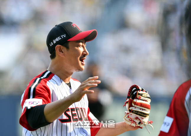 '그라운드여 안녕' 은퇴식 박용택[포토]