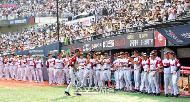 '선수들과 작별의 시간이' 2년만에 열린 박용택 은퇴식[포토]