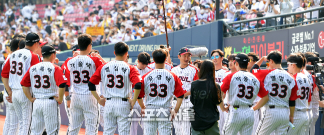 '이름대신 박용택 별명으로' 2년만에 열린 박용택 은퇴식[포토]