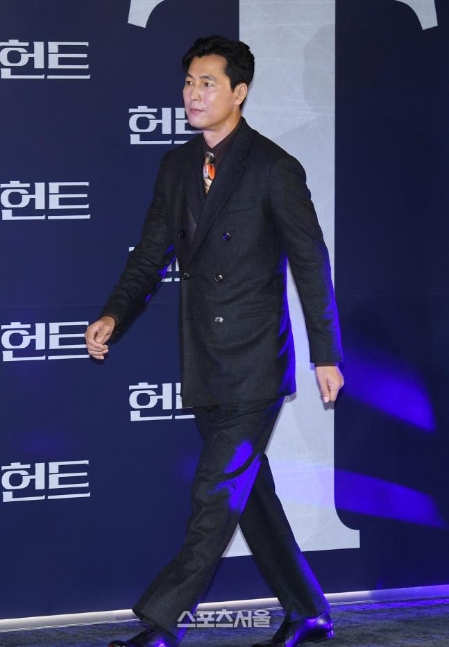 [포토]영화 '헌트' 제작보고회 입장하는 정우성