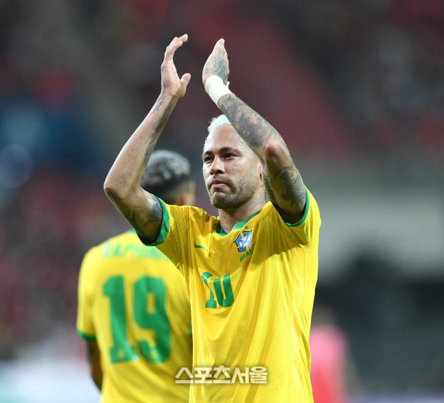 [포토] 네이마르 \'한국 서포터즈에도 감사 인사\'