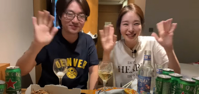 '신혼 2개월인데...' 미자,  ♥김태현에 "잘 보이고 싶은 여자 있어?" ('미자네 주막')