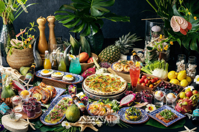 JW 메리어트 타볼로 24 트로피컬 피스트 뷔페