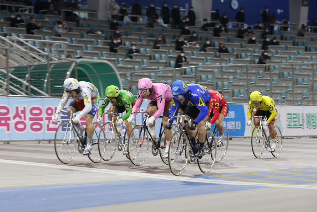 경륜 특선급 '젊음의 행진' 20~30대 선수들 점령