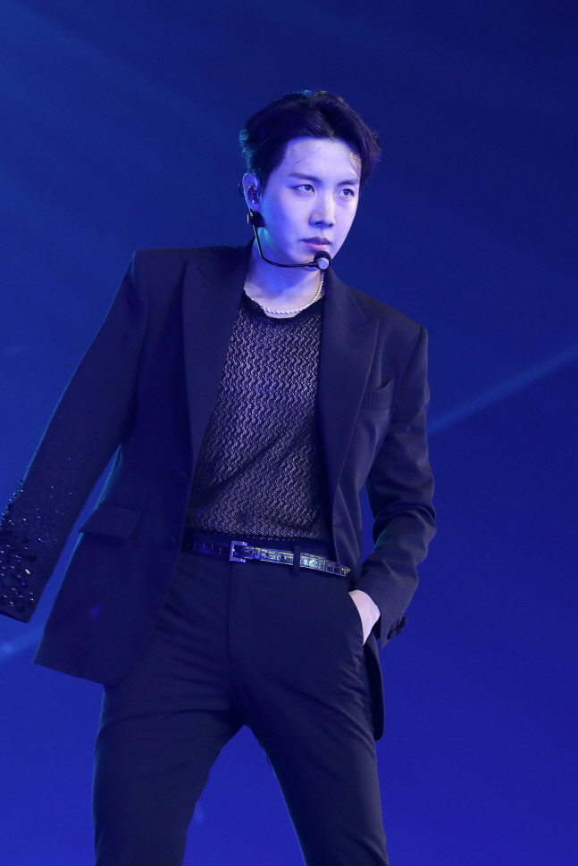 BTS에서 솔로로, 온전한 제이홉을 펼쳐낼 시간[SS연예프리즘]