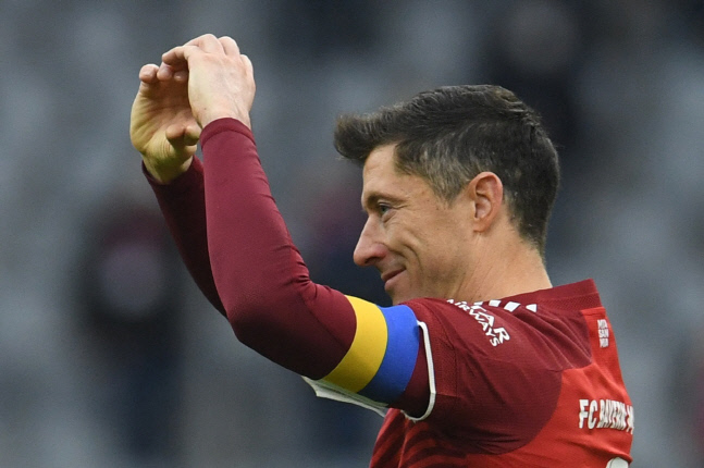 SOCCER-GERMANY-BAY-B04/REPORT