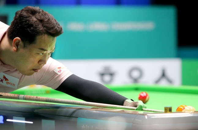 '헐크' 강동궁, '그리스 강자' 카시도코스타스 16강행…'11점 퍼펙트큐' 김재근도 가세