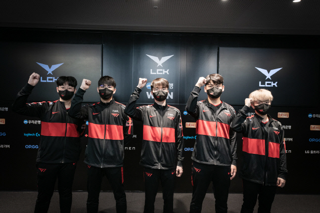 '잘 만났다' T1, 광동에 '25연승 실패' 설욕하나...LCK 서머 6주차 '핫 매치'