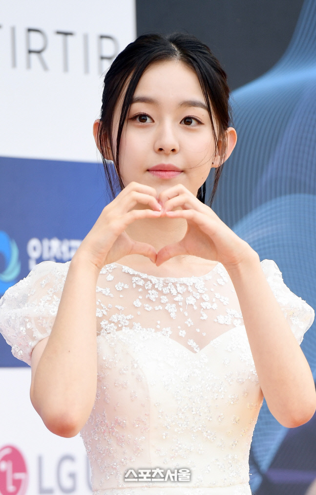 [포토]박지후, 하트 받아주세요!